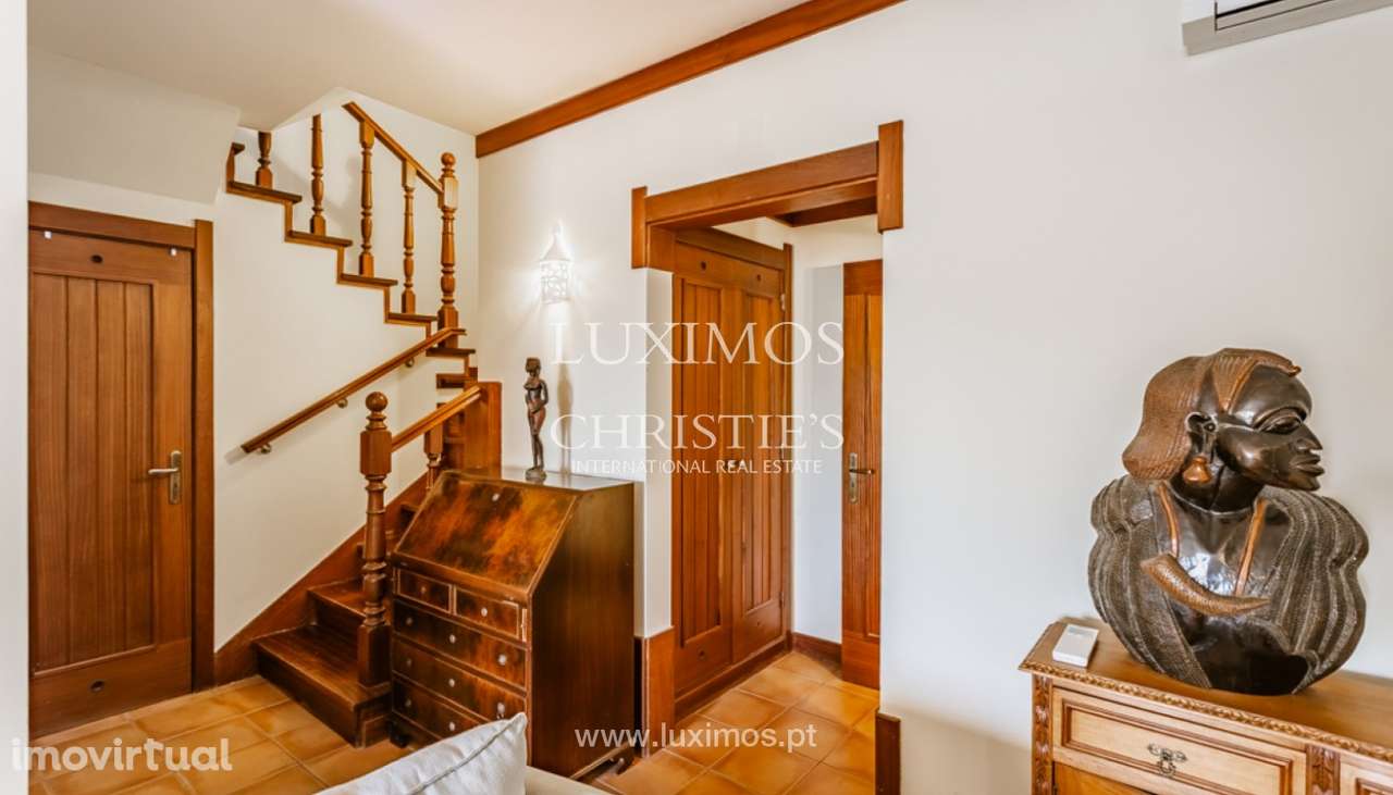 Moradia V2 com terraço e vista mar para venda em Lagoa, Algarve - Grande imagem: 5/32