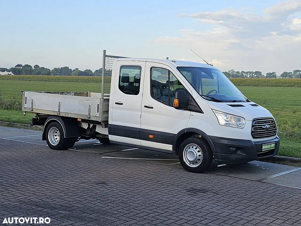 Ford Transit 2017 2.2tdi Punte Dubla 7 locuri  Bena Aluminiu TVA Camioneta Dokka 7 locuri Carosata Pick-Up Unic Proprietar de noua Reprezentanța Ford Carte Service Istoric Complet km reali Clima AC Nu Mercedes Sprinter VW crafter Boxer Peugeot - 2