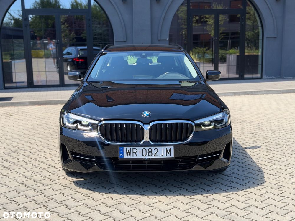BMW Seria 5 520d mHEV - 31