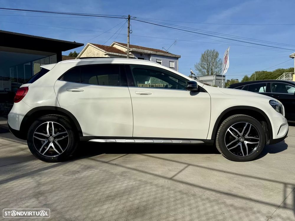 Mercedes-Benz GLA 180 CDI Urban Aut. - 24
