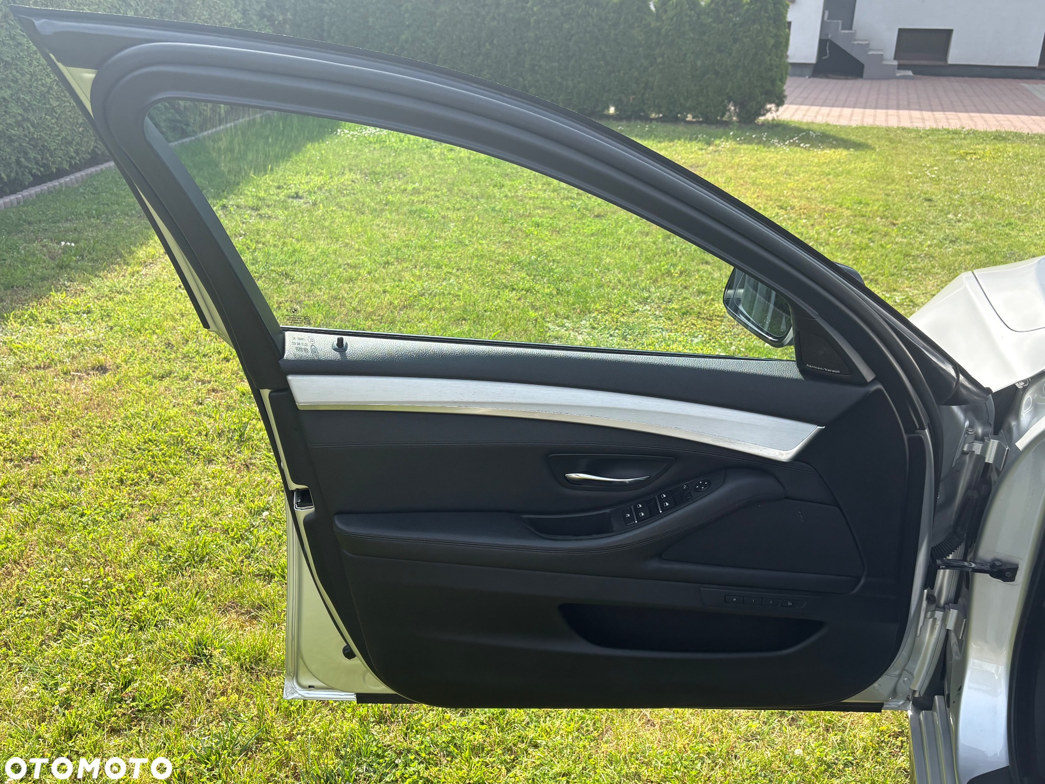 BMW Seria 5 535d xDrive Touring Modern Line - 11