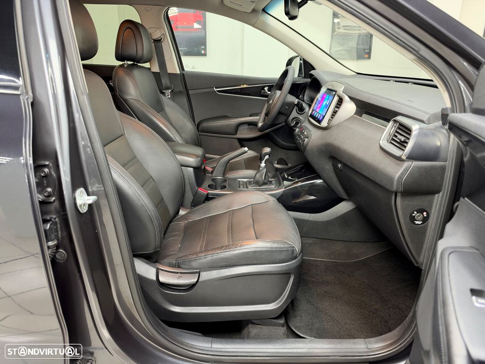 Kia Sorento 2.2 CRDi TX - 24