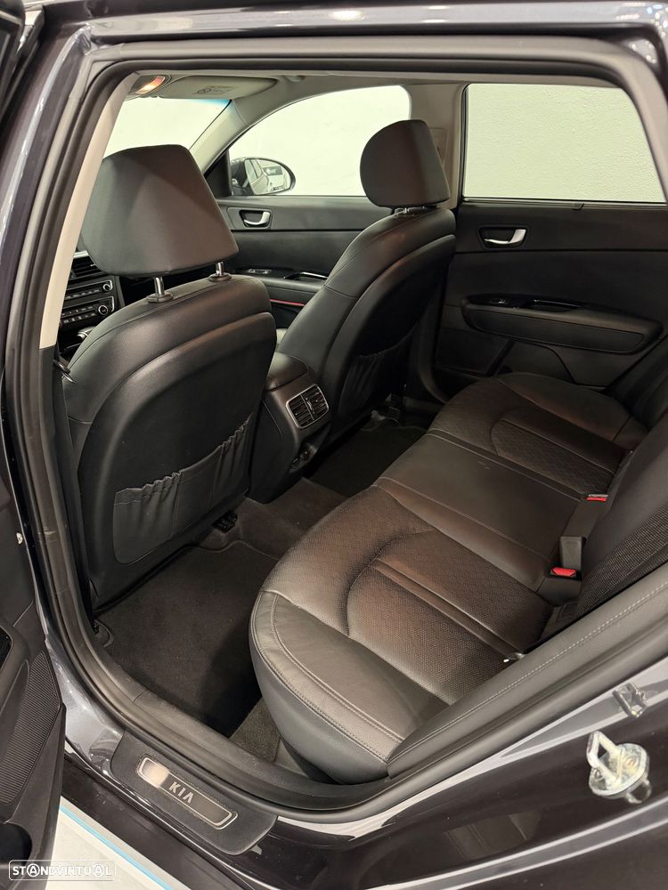 Kia Optima SW 2.0 CVVT PHEV - 12