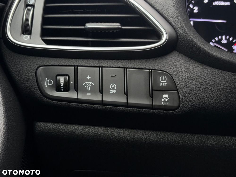 Hyundai i30 1.0 T-GDI Classic + DCT - 25