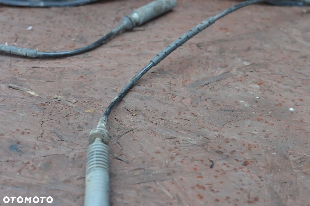 BMW E81 / E82 / E87 / E90 / E91 / E92 ORYGINALNA ZWROTNICA TYŁ LEWA / PRAWA / PIASTA TYŁ O NR.  33 32 6 774 807 / 33 32 6 757 735 / 33 32 6 774 808 OEM W DOBRYM STANIE - 12