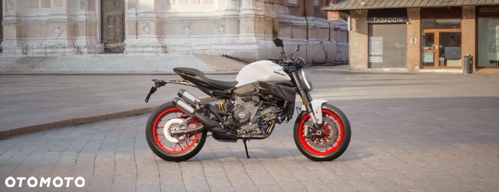 Ducati Monster - 15