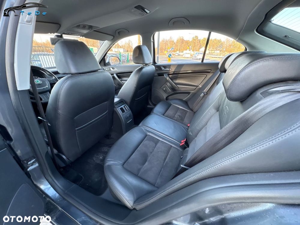 Skoda Octavia 1.8 TSI DSG Laurin & Klement - 27