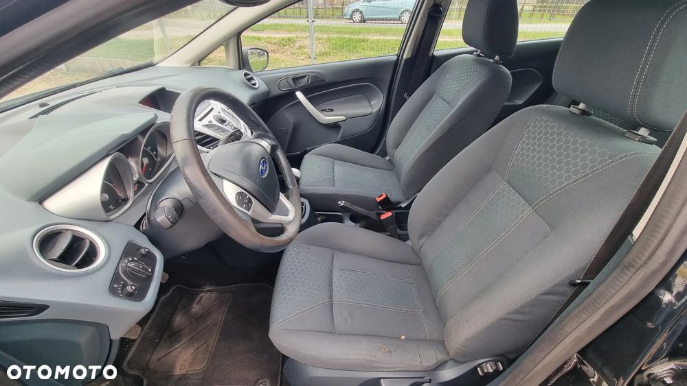 Ford Fiesta 1.25 Titanium - 10