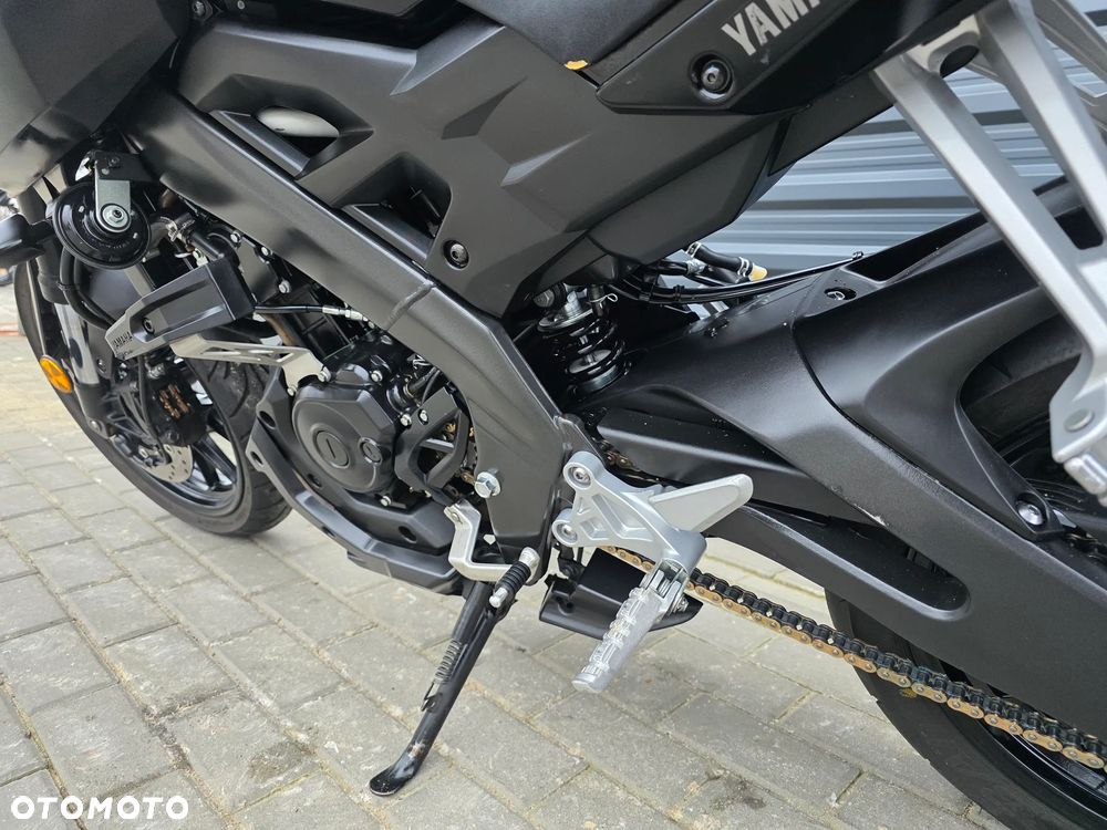 Yamaha MT - 17
