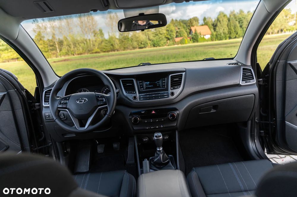 Hyundai Tucson blue 1.7 CRDi 2WD Style - 37
