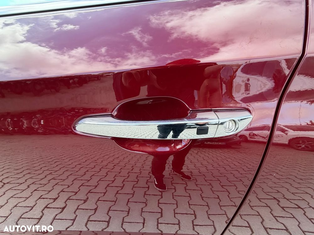 Hyundai Tucson 1.6 T-GDi 4WD 7DCT Luxury - 9