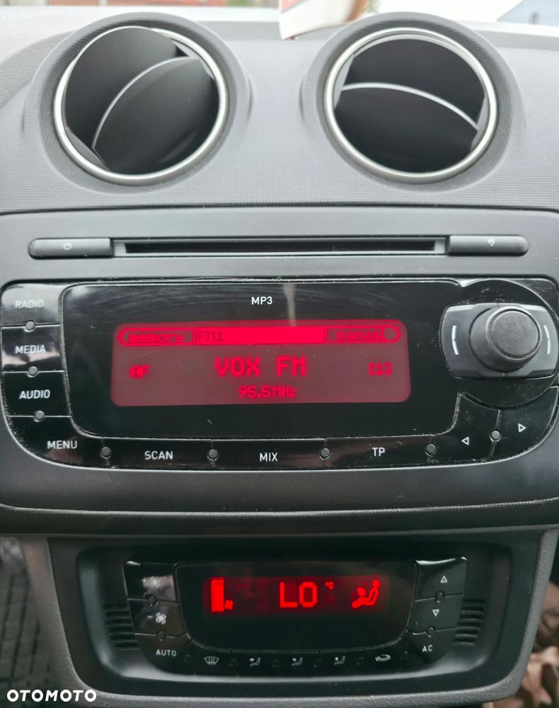 Seat Ibiza 1.6 16V Reference - 5