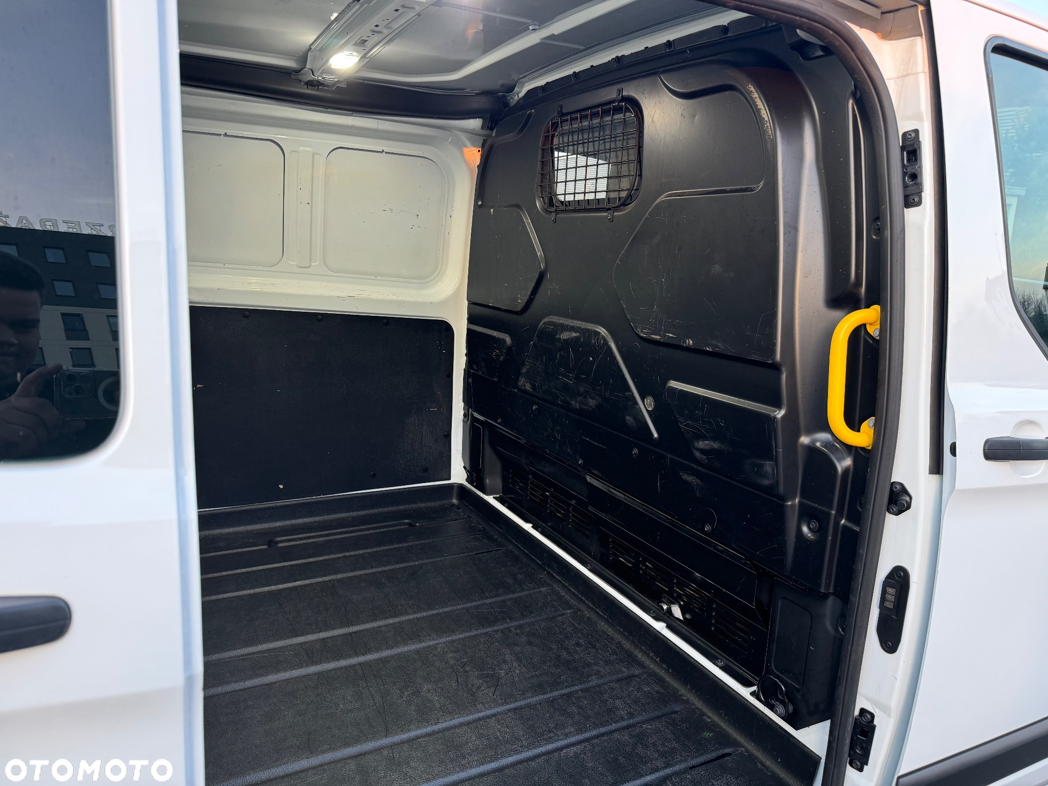 Ford Transit Custom - 22