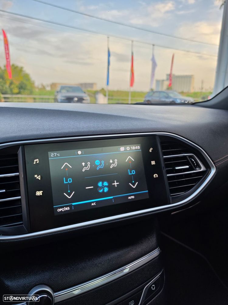 Peugeot 308 SW 1.5 BlueHDi GT Line EAT8 - 56