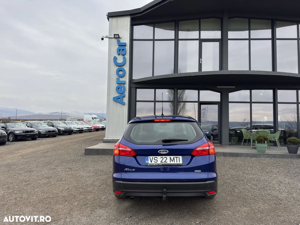 Ford Focus 1.0 EcoBoost Trend - 8