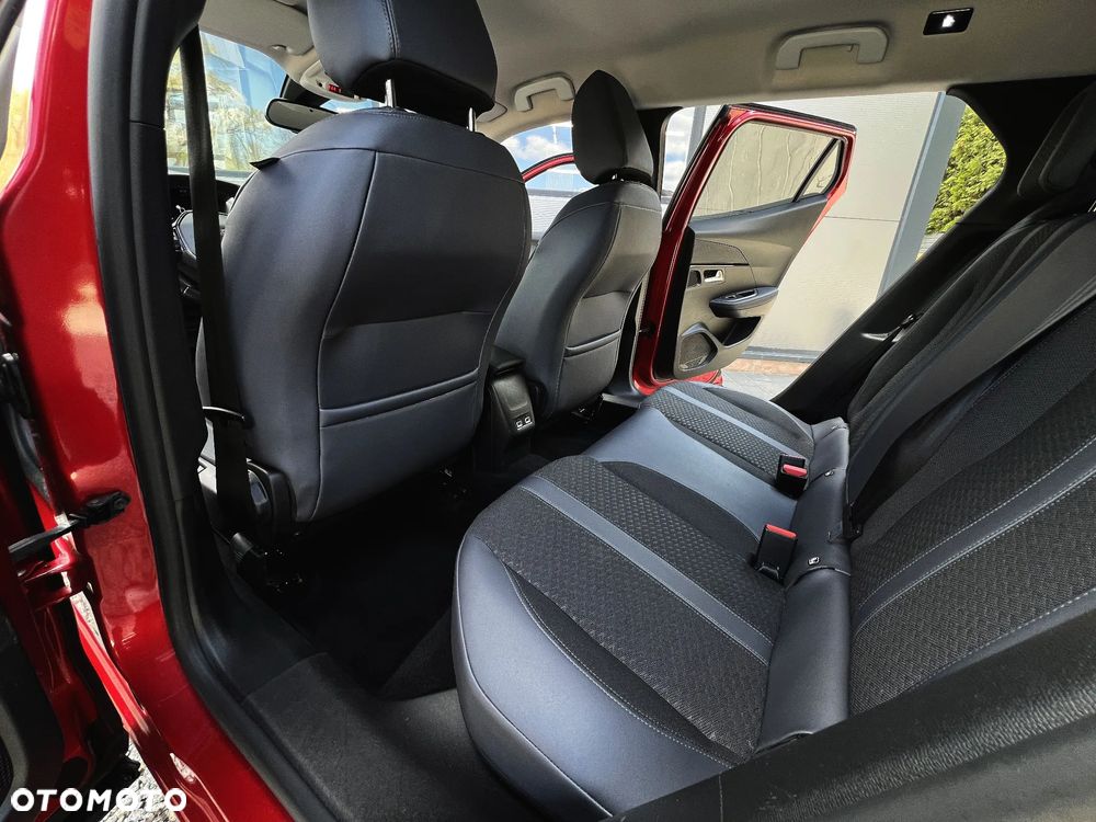 Peugeot 2008 1.5 BlueHDi Allure Pack S&S EAT8 - 22