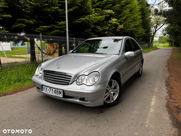 Mercedes-Benz Klasa C 200 T Kompressor Automatik Classic Sport Edition