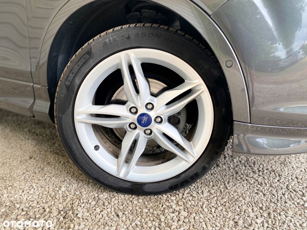 Ford Kuga 1.5 EcoBoost 2x4 Titanium - 22
