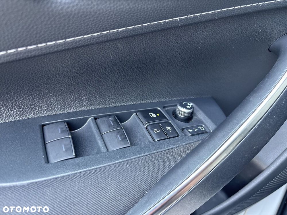 Toyota Corolla - 15