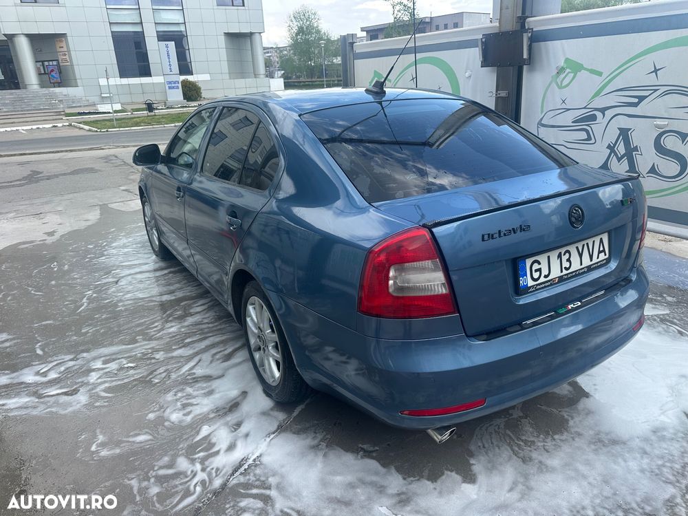 Skoda Octavia 1.6 TDI ELEGANCE - 5