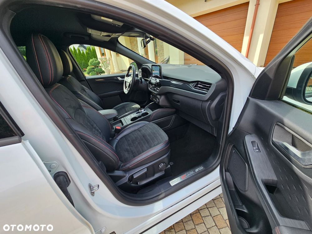 Ford Kuga 2.0 EcoBlue AWD ST-Line X - 36