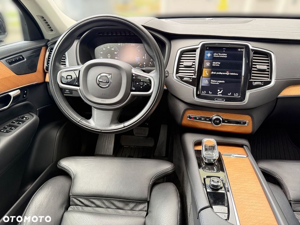 Volvo XC 90 - 16
