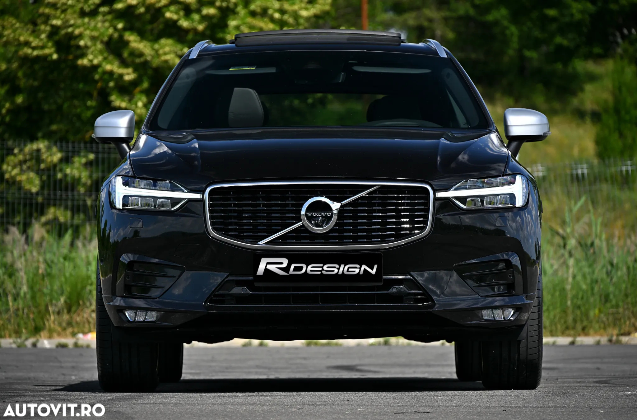 Volvo XC 60 D5 AWD Geartronic RDesign - 9