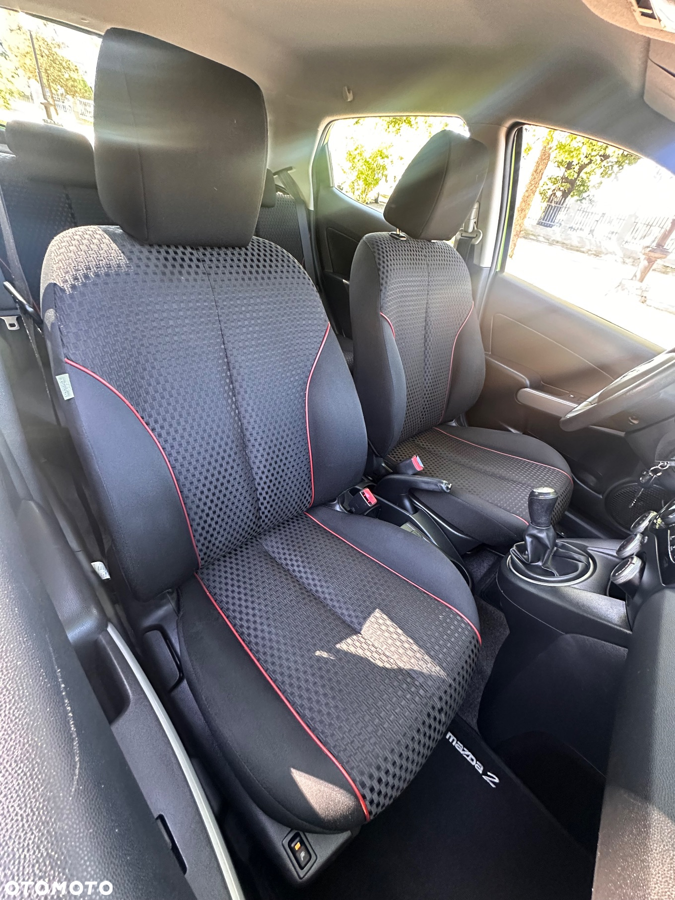Mazda 2 1.3 MZR Active - 8