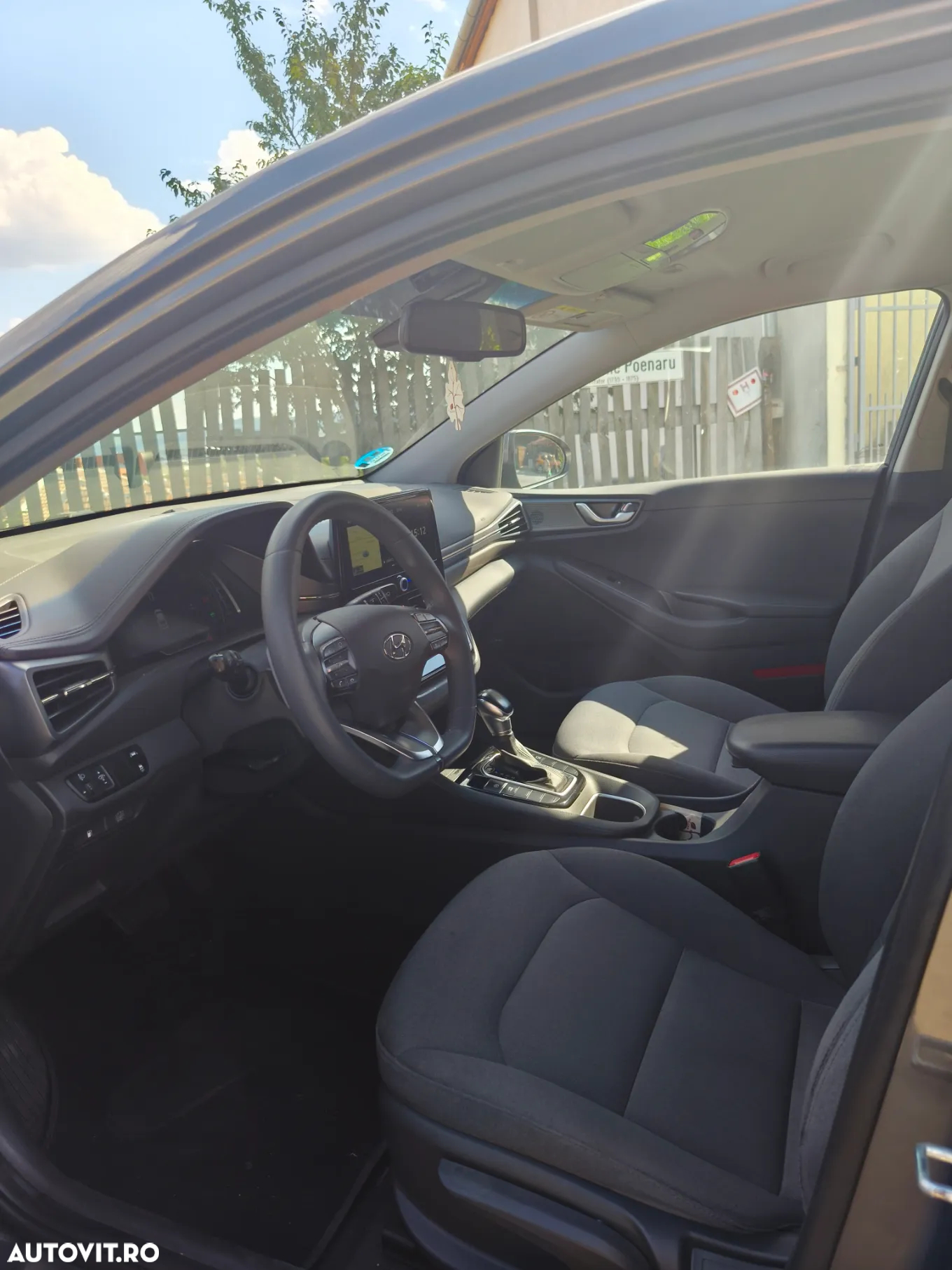 Hyundai IONIQ Hybrid 1.6 GDI - 10