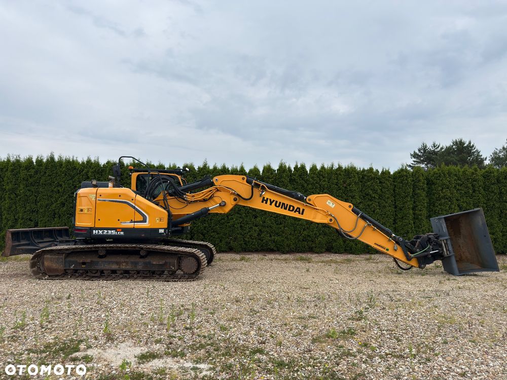 Hyundai HX 235 LCR - 5