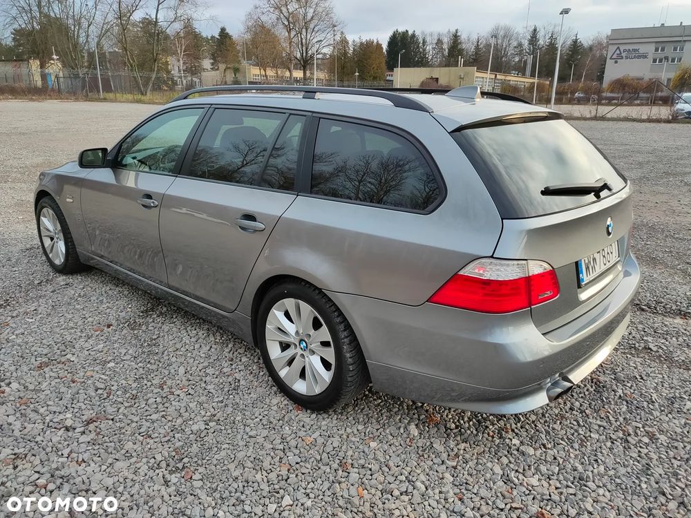 BMW Seria 5 530i xDrive - 11