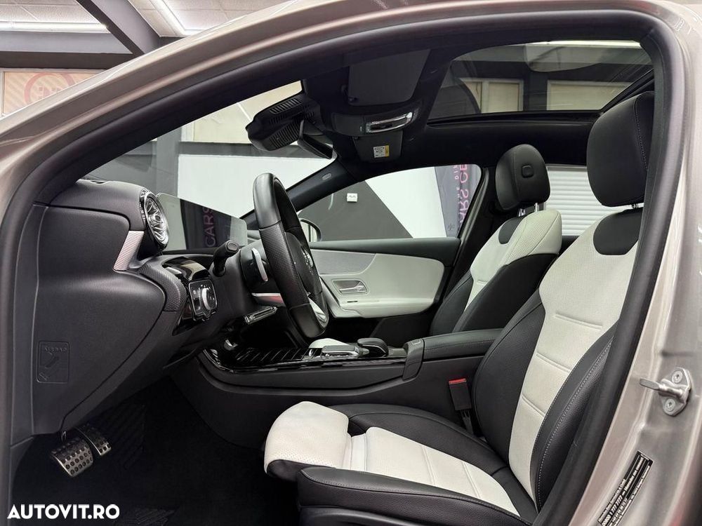 Mercedes-Benz A 250 e Sedan 8G-DCT AMG Line - 11
