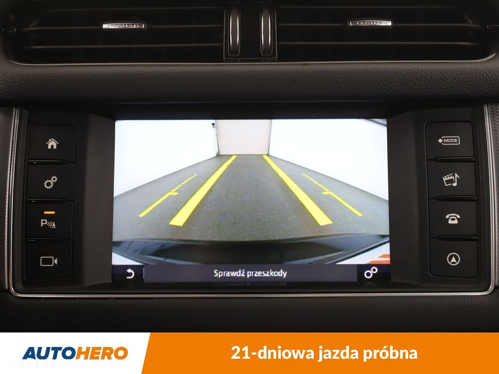 Jaguar XF 2.0 i4D R-Sport - 22