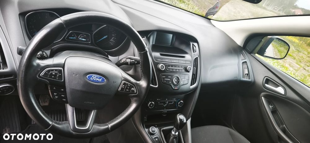 Ford Focus 1.5 EcoBoost Trend ASS - 9