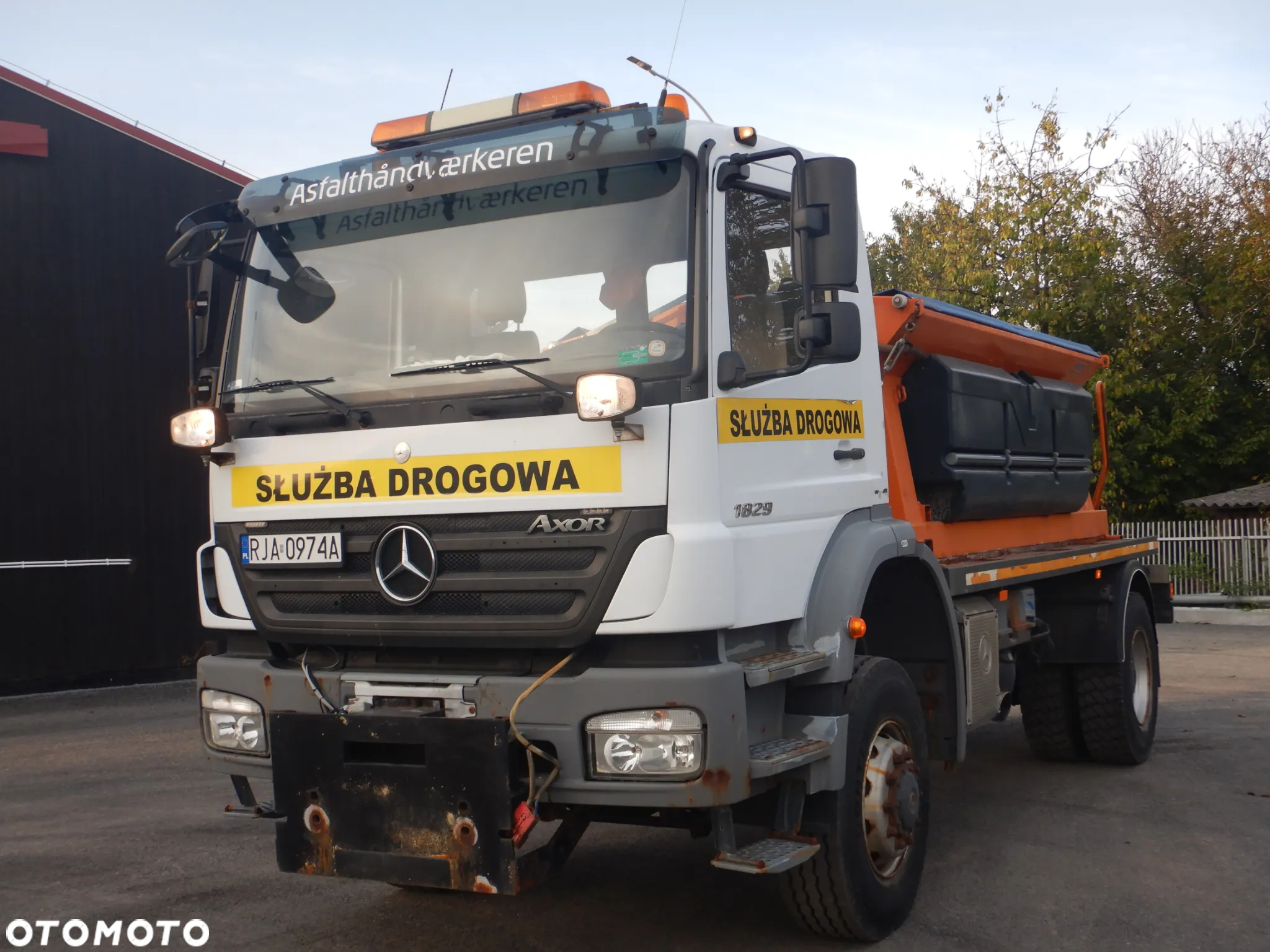 Mercedes-Benz AXOR 1829  4x4 - 2