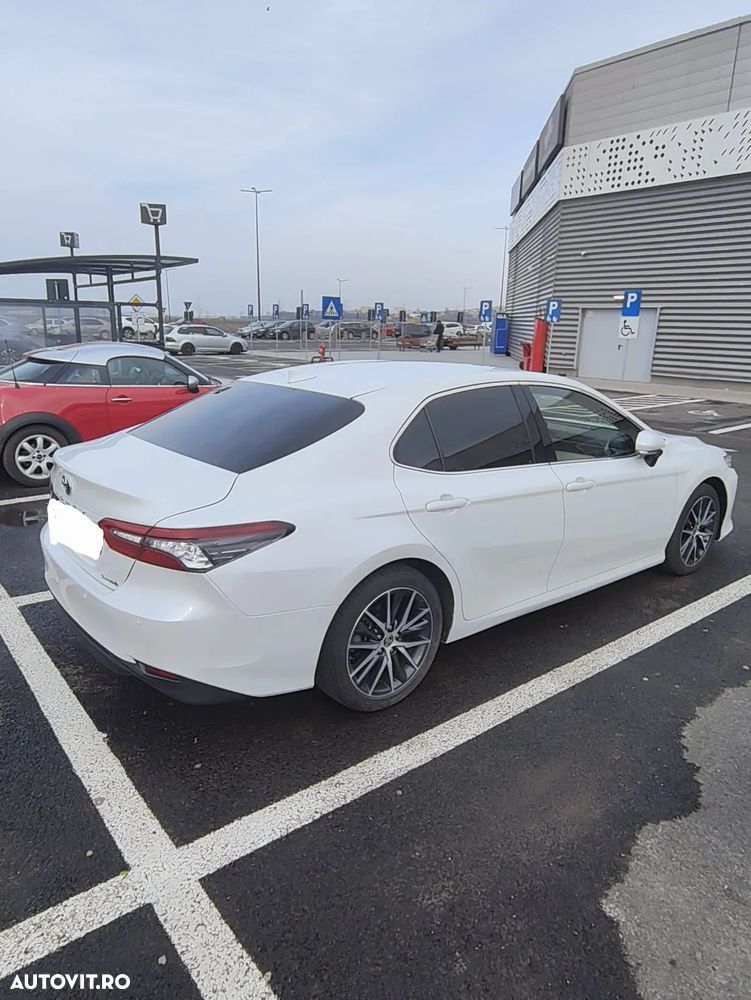 Toyota Camry 2.5 Dynamic - 2