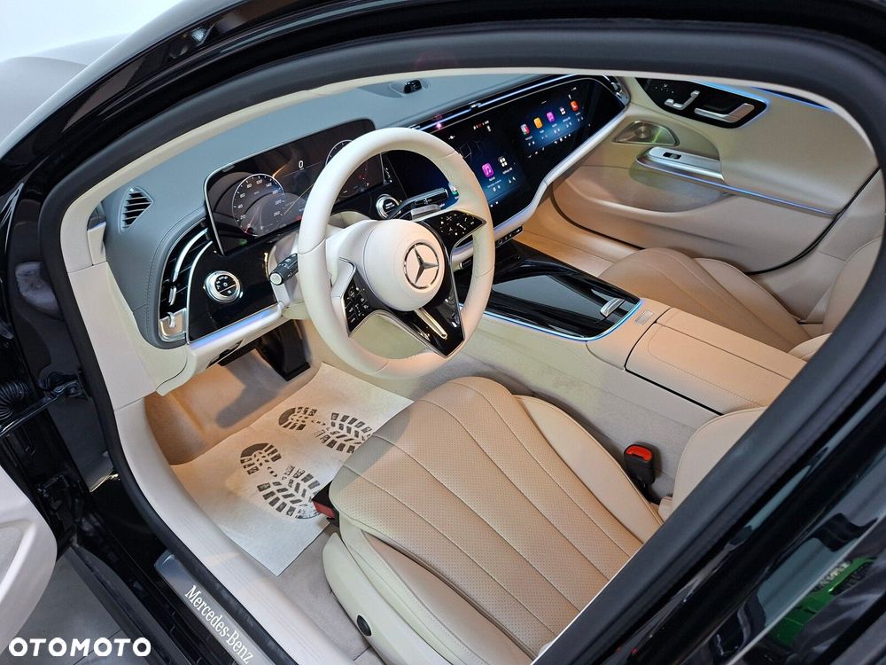 Mercedes-Benz Klasa E - 22