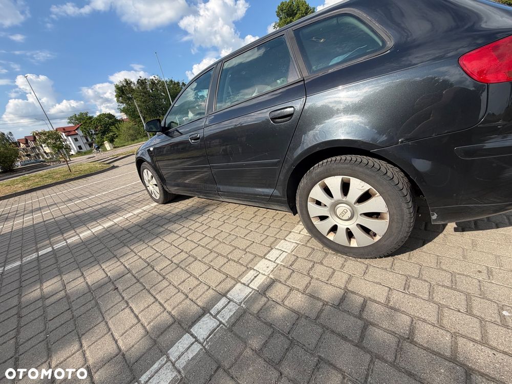 Audi A3 Sportback 1.9 TDI Ambiente - 7