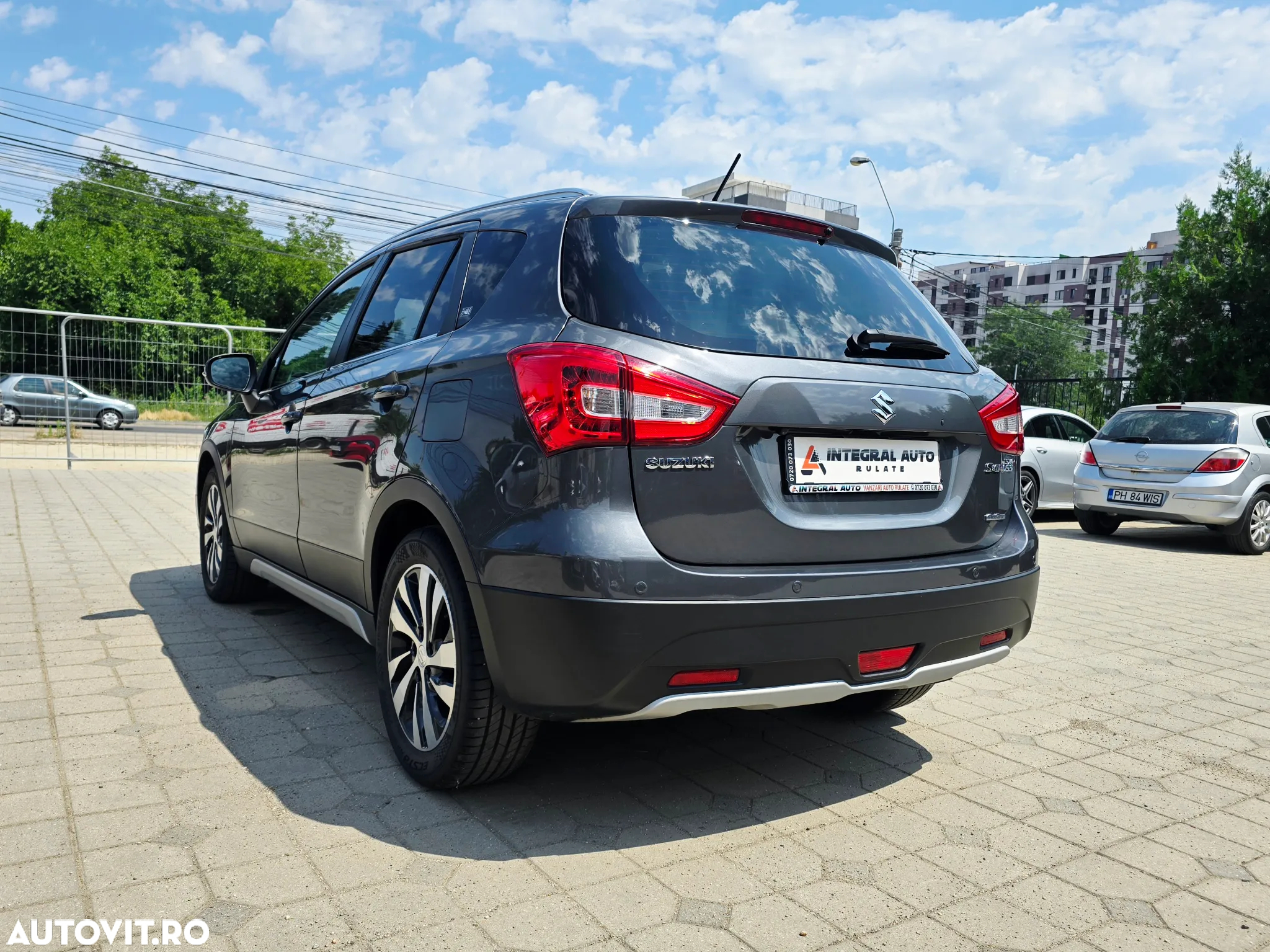 Suzuki SX4 S-Cross 1.4 ALLGRIP Luxus Aut. - 4