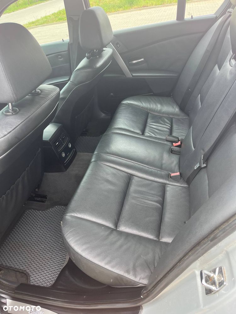 BMW Seria 5 520d - 6