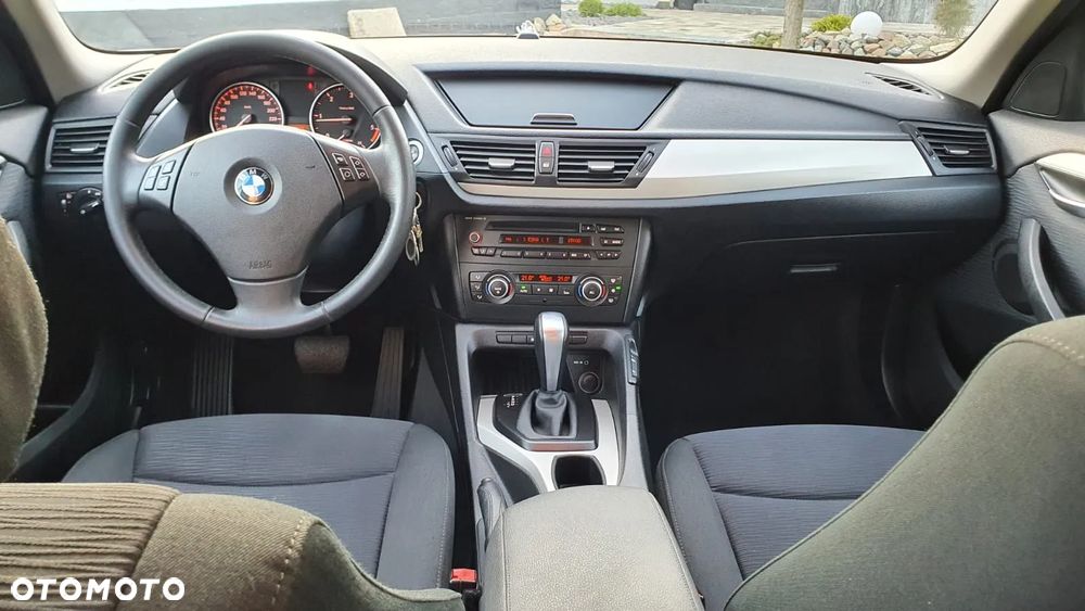 BMW X1 sDrive18d - 13