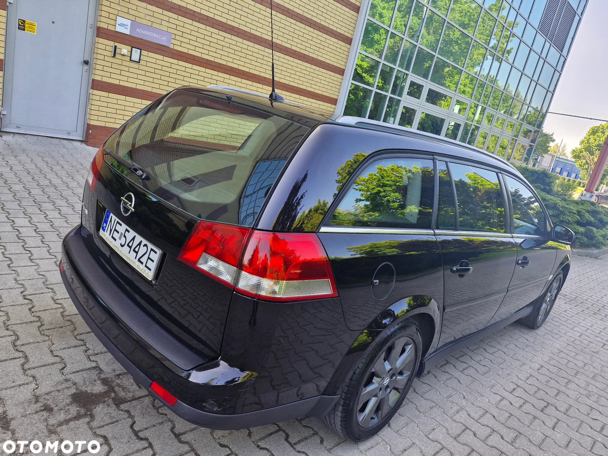 Opel Vectra 1.8 Caravan Cosmo - 12