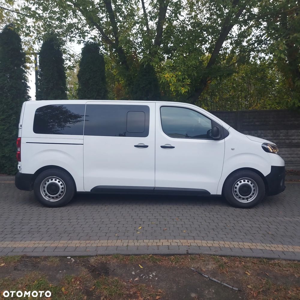 Toyota ProAce Kombi 1.5 D-4D Compact 2,6t - 4