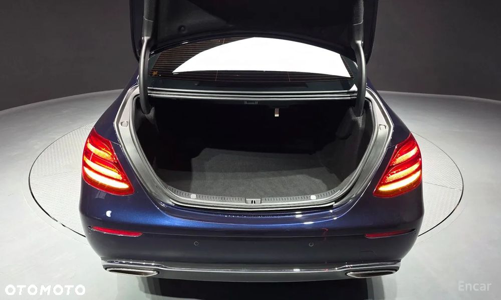 Mercedes-Benz Klasa E 300 d 9G-TRONIC Avantgarde - 10