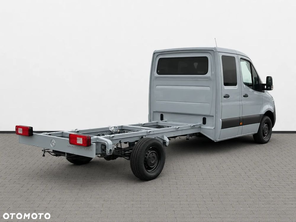 Mercedes-Benz Sprinter - 6