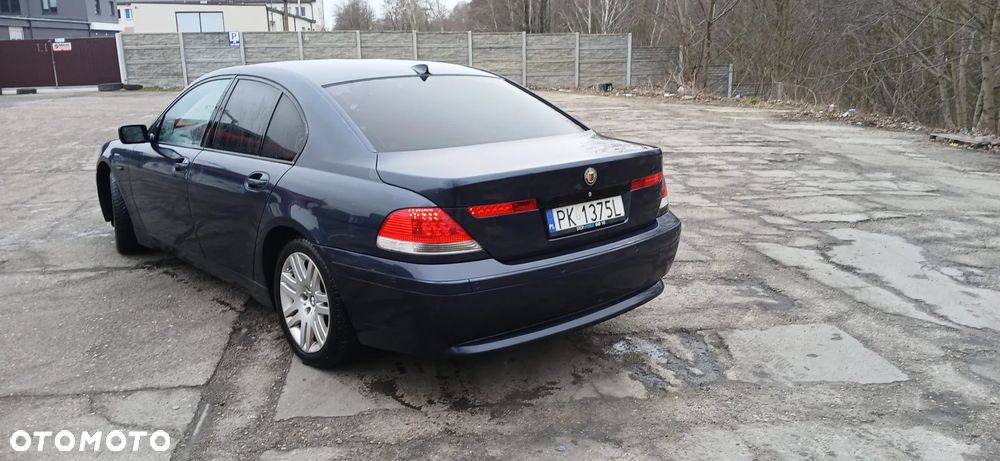 BMW Seria 7 735i - 5