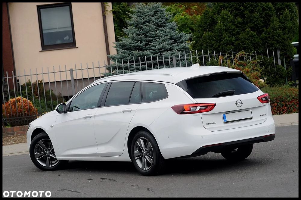Opel Insignia - 19