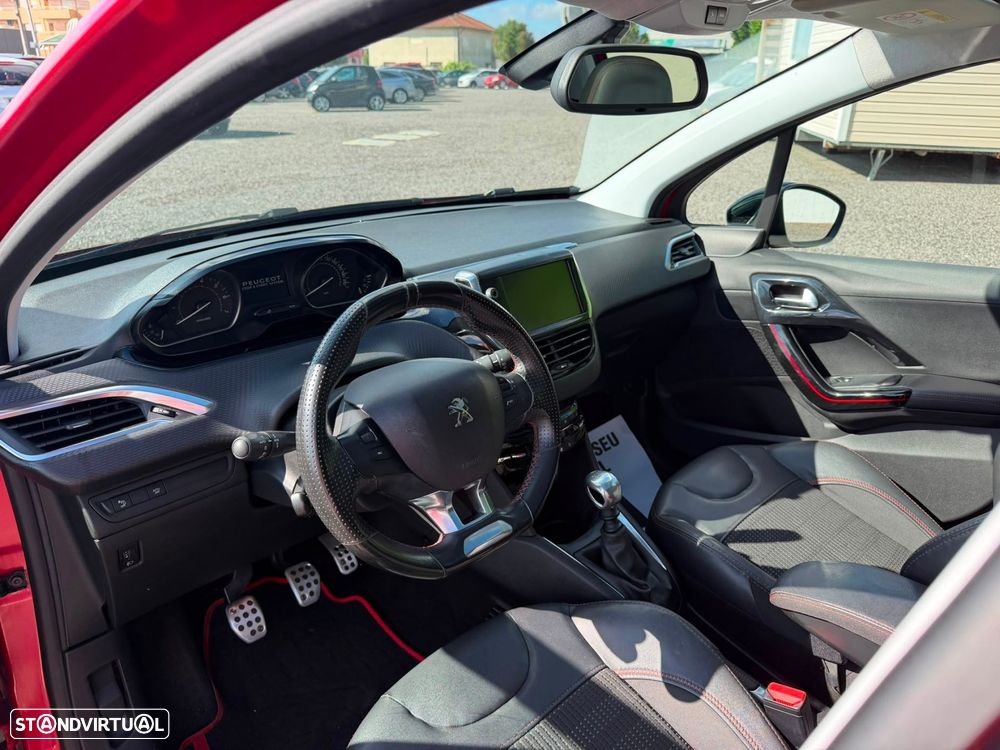 Peugeot 208 1.2 PureTech GT Line - 7