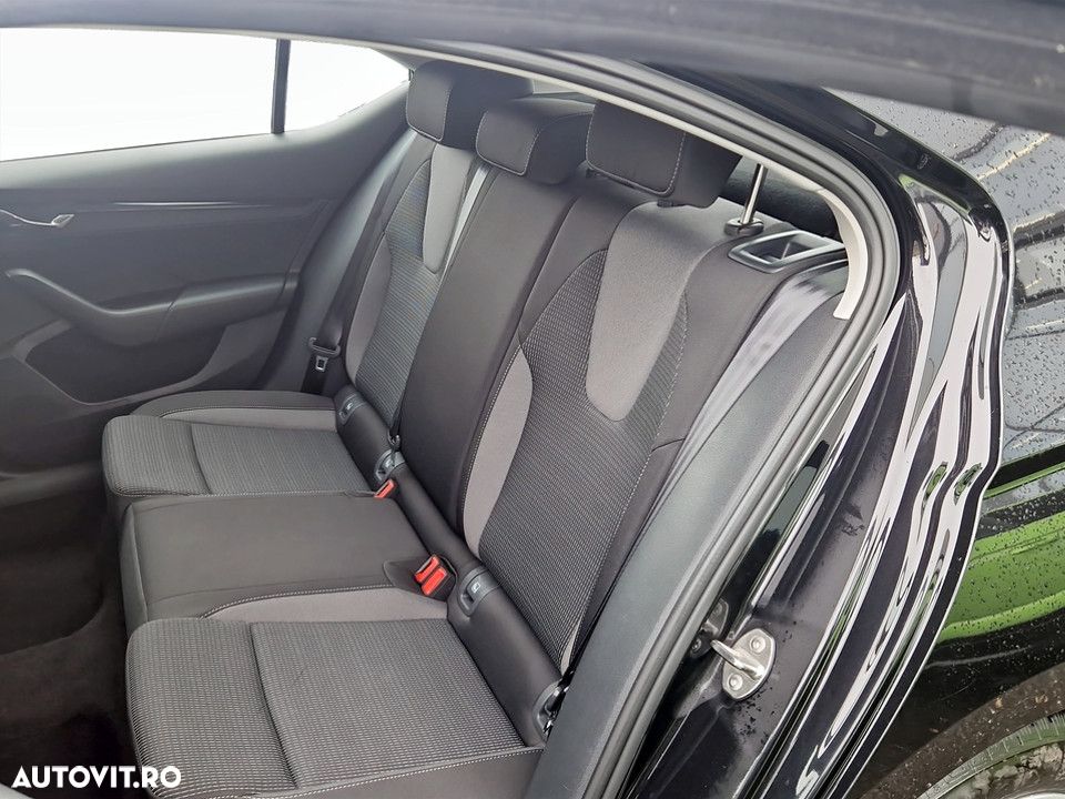 Skoda Octavia - 16