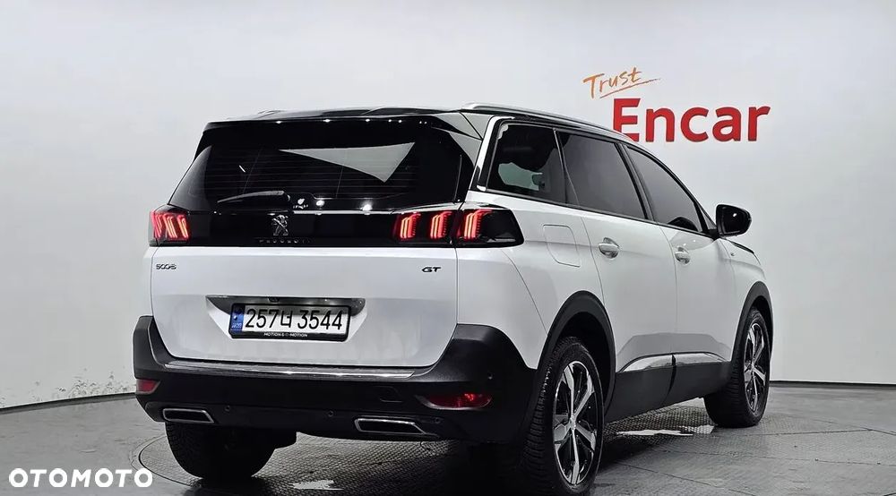 Peugeot 5008 - 2